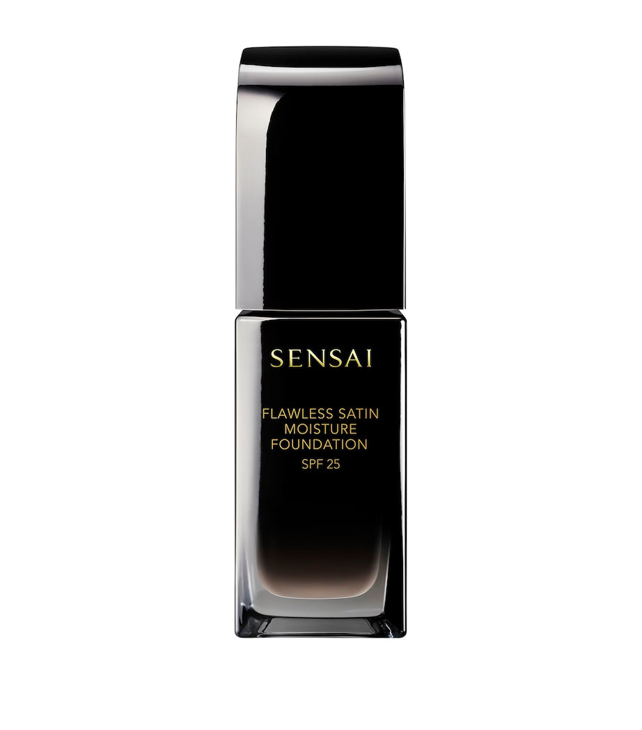 Sensai Flawless Satin Moisture Foundation SPF25 - 204